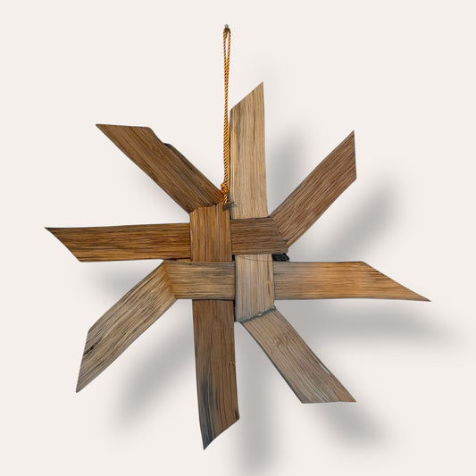 Oak swill Star Decoration